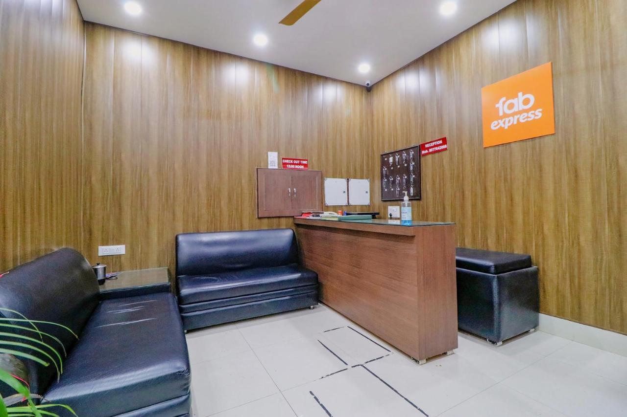 Fabexpress Kartikey Inn Haridwār Dış mekan fotoğraf